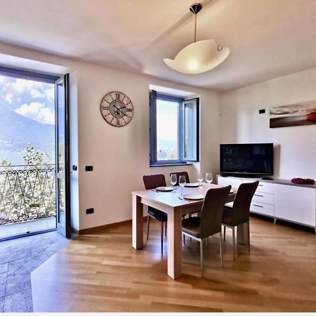 Casa Lago Apartment Bellano Bagian luar foto